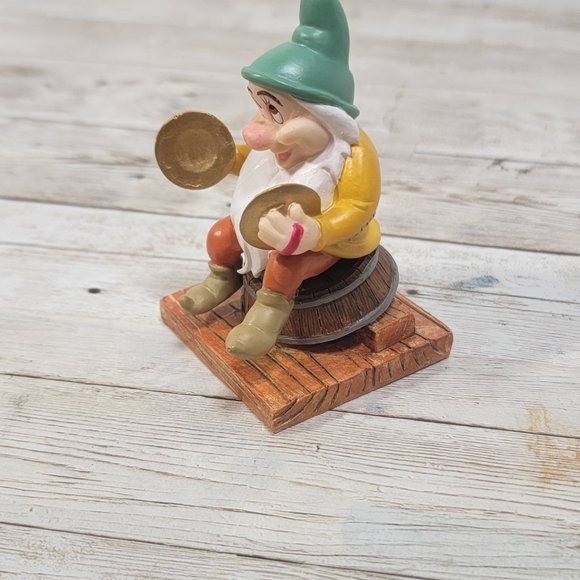 Walt Disney Figure Snow White & 65th Anniversary Bashful 2002 Enesco - Picture 5 of 13